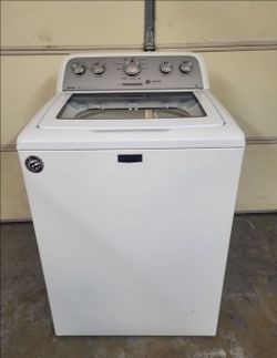 Maytag Washer (Delivery Available)
