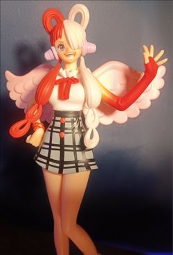Banpresto One Piece Film Red DXF The Grandline Series Uta Collectible Figure