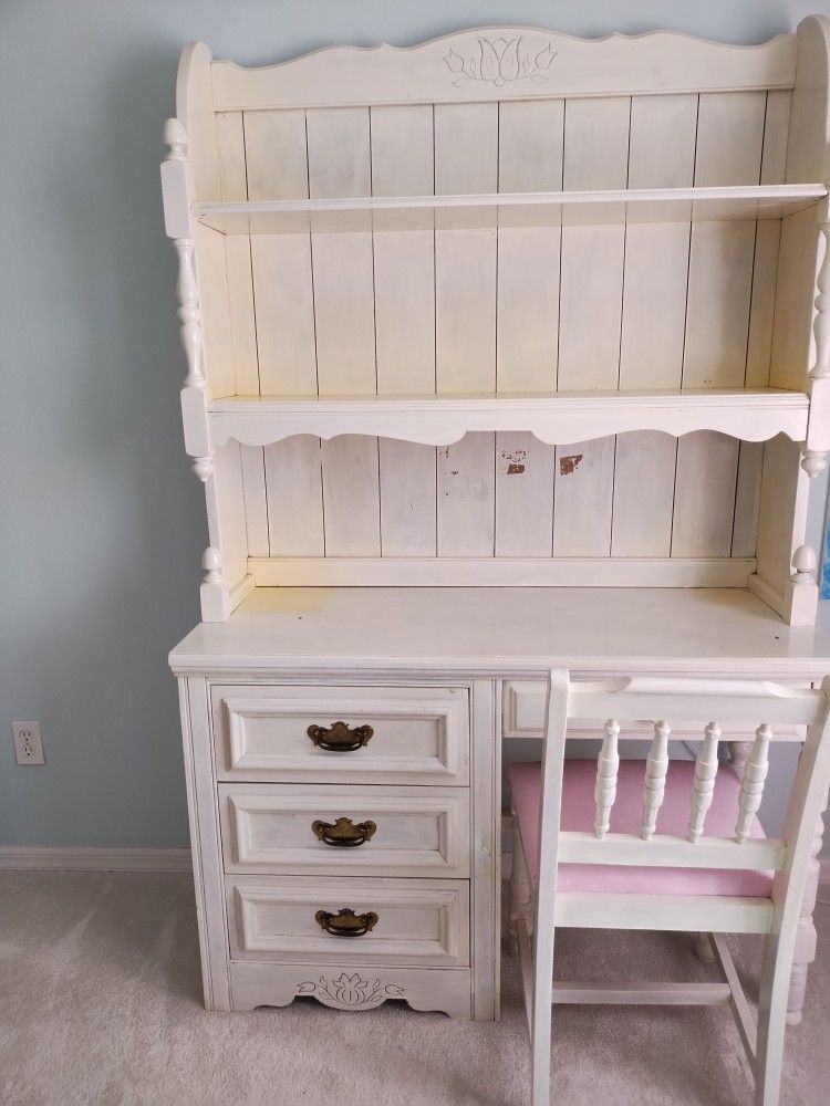 Desk, hutch, and chair 