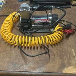 Pittspurgh 12 Volt 150 Psi Compact Air Compressor 