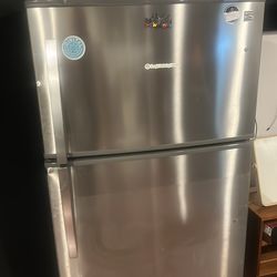 Fridge / Freezer for sale