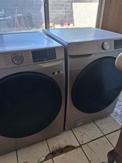 Samsung washer and dryer for 800$