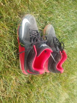 Game Used Rutgers Base Ball Cleats