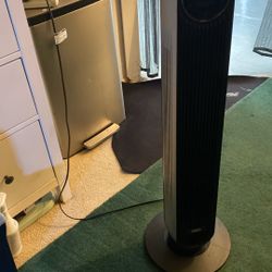 Ventilador Enfriando Al 100 