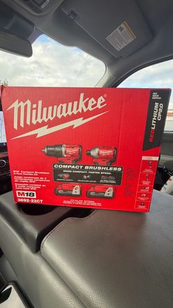 Brand New Milwaukee M18 Compact Brushless 2-Tool Combo Kit (3692-22CT)