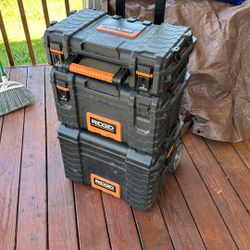 Rigid Stacked Toolboxes 