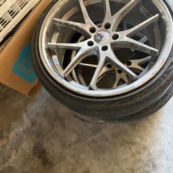 2 rims 2 tires  