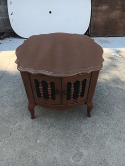 Side  Table  With Storage. 