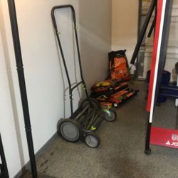 Earthwise Push Mower