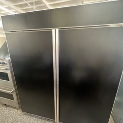 72” Panel Ready Fridge And Freezer Column Set |SubZero 