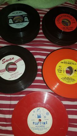 (70) 45s and (3) 33 1/2s