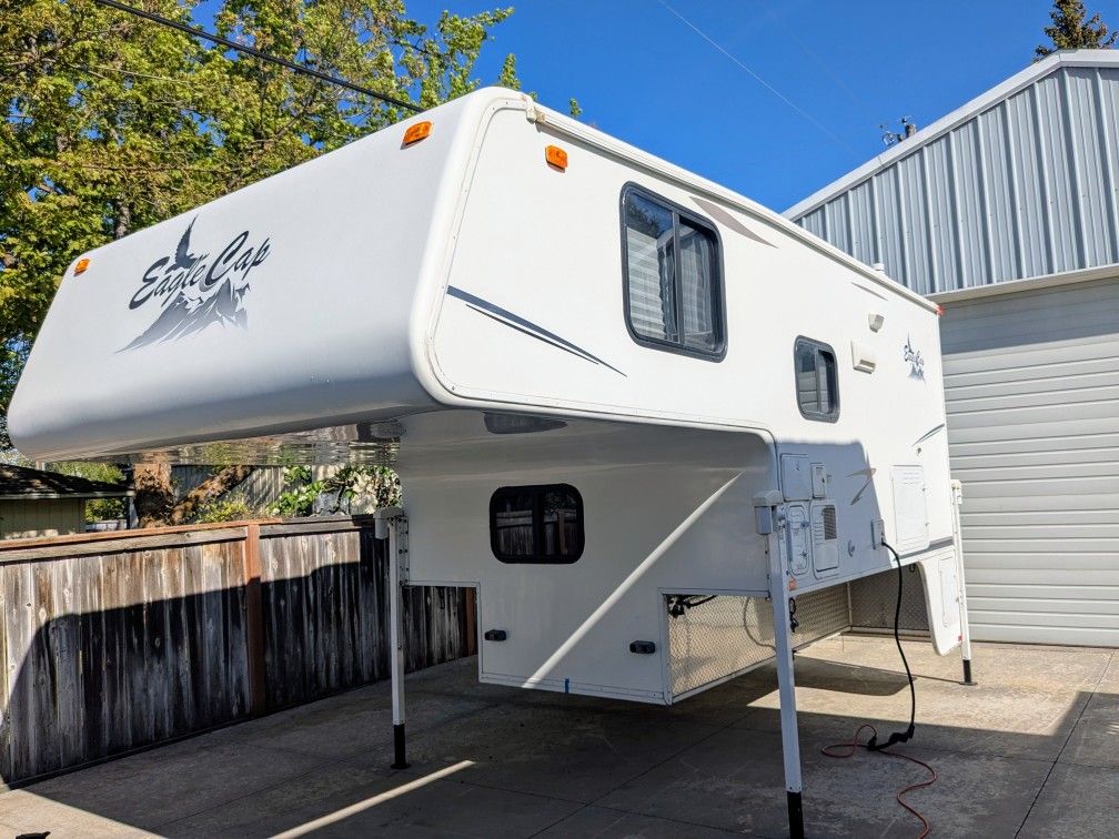 2007 Eagle Cap 950