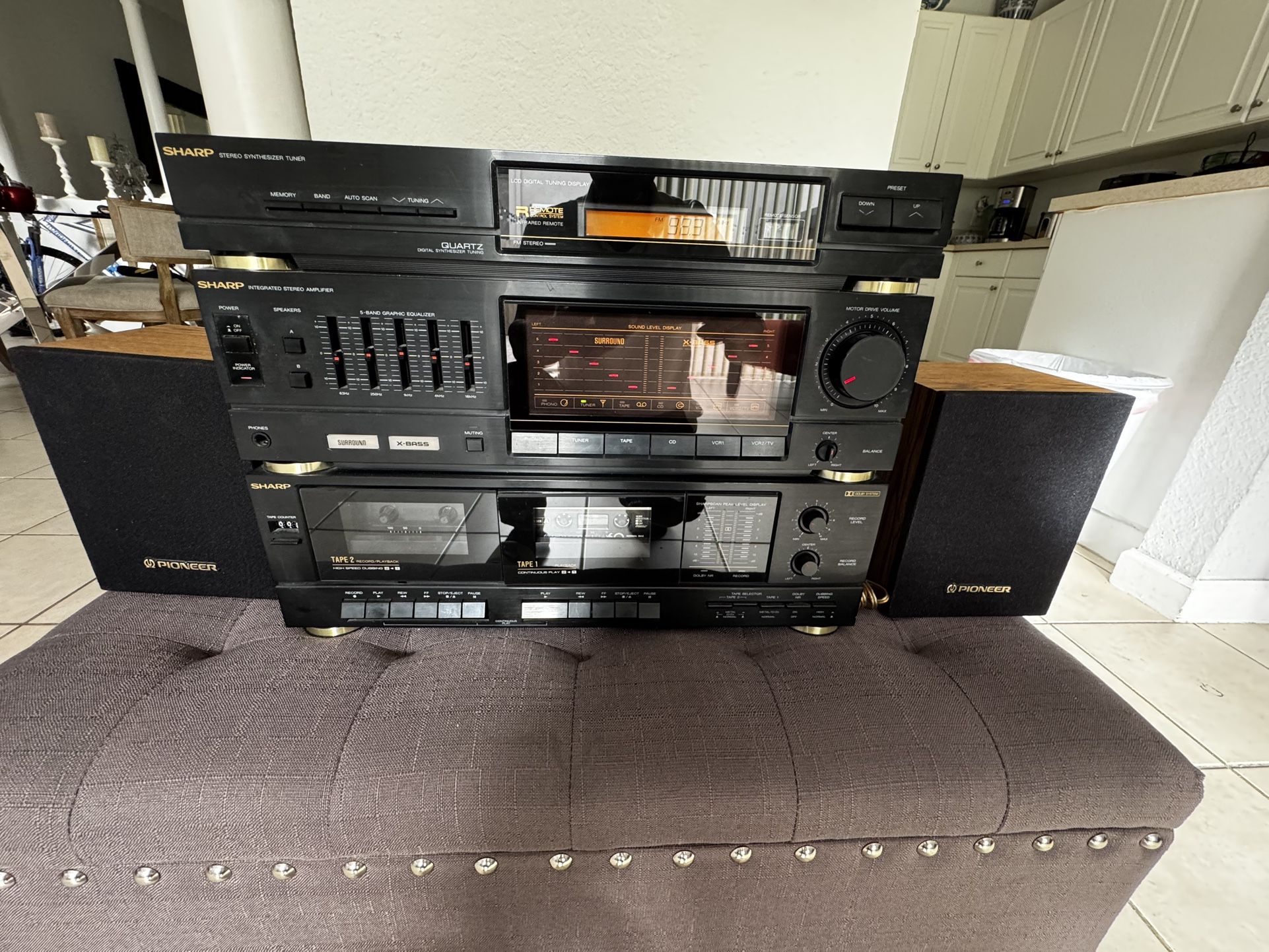 SHARP SC6900 (BK) STEREO Synthesizer Tuner, Dual Cassette, AM/FM Receiver Works