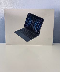Apple Magic Keyboard for iPad Pro.