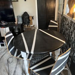 Dining Room Table 