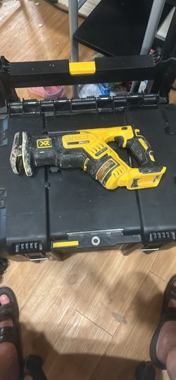 Dewalt sawzaw
