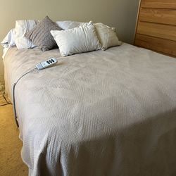 Full size adjustable bed