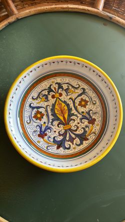 Hand painted Cama Deruta Italy ceramic bowl