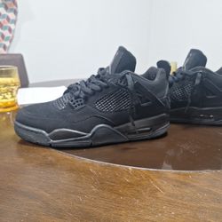 Jordan 4s BLACK CATS