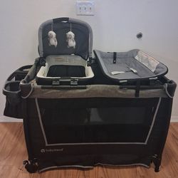 Baby Trend Simply Play Pen- Black