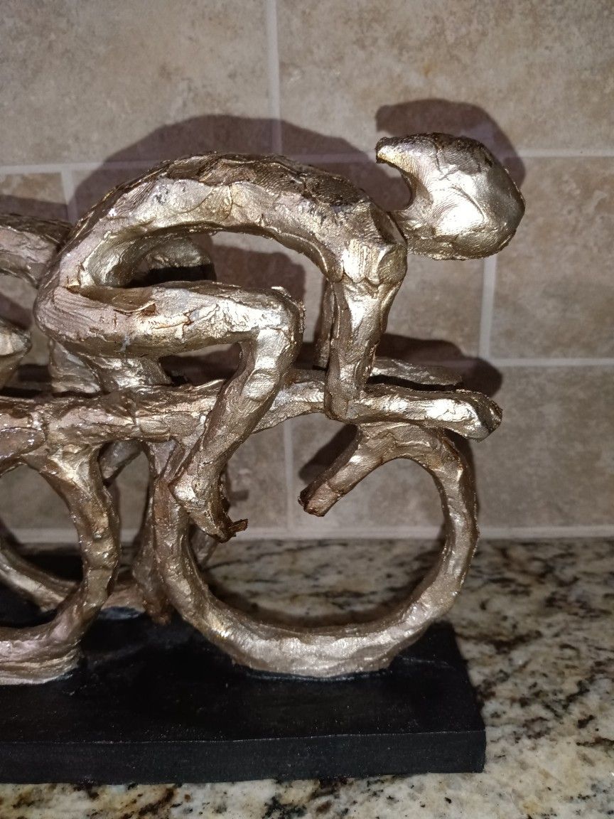 ***Unique Cyclist Statue***