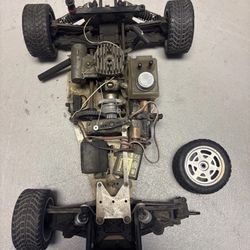 vintage Kyosho nitro-powered