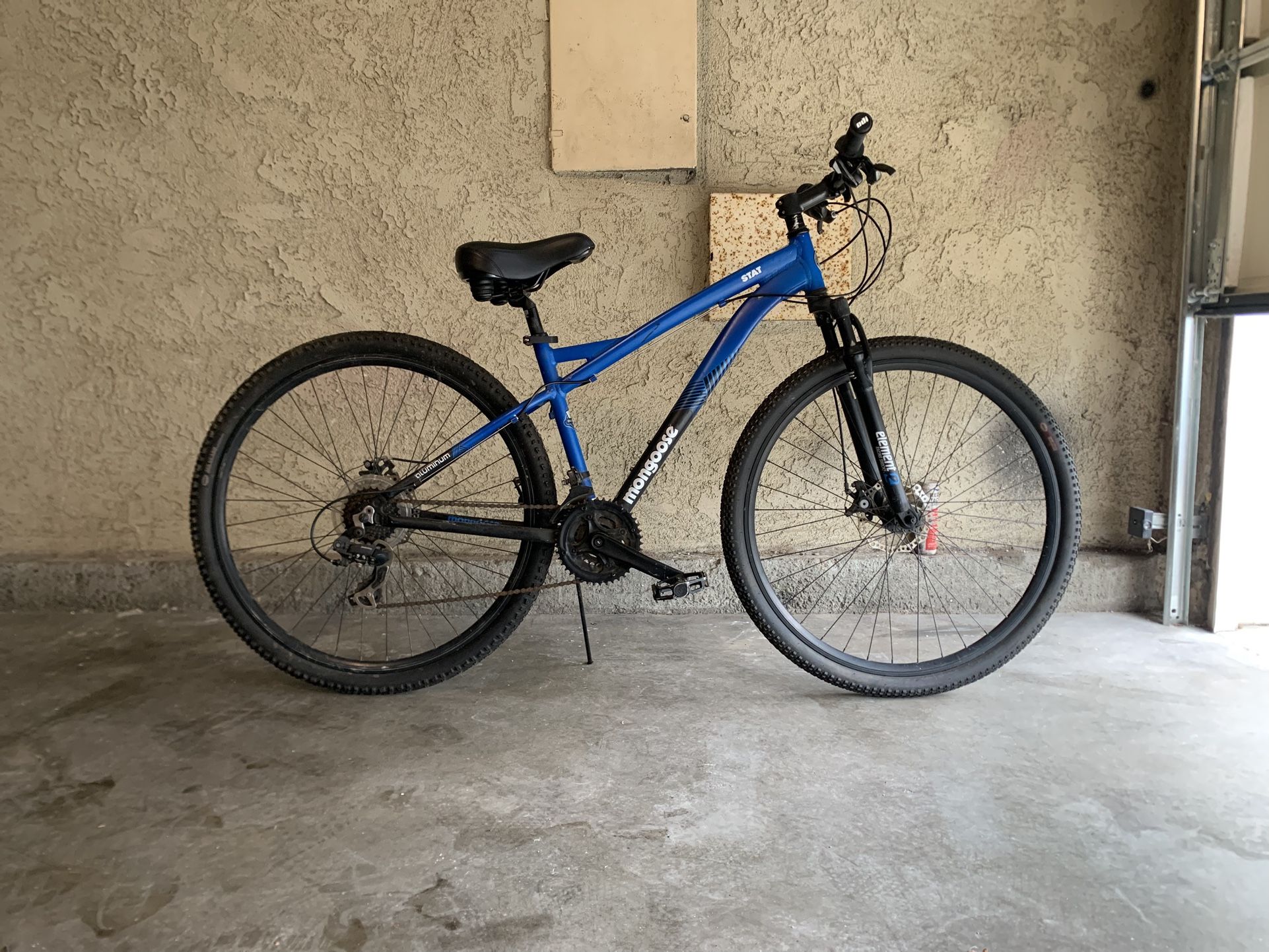 Mongoose Stat Aluminum Mountain Bike