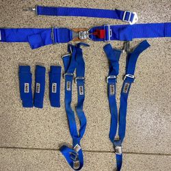 Crow 5 Point Harness and extra pads/shoulder straps