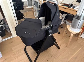 NUNA bassinet LYTL SWIV TRIV