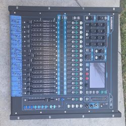 Allen And Heath Mixer 16 Chanels Digital