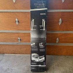 Thule xsporter pro truck racks brand new in box they are the black ones never opened they are $1250 out the door save $450