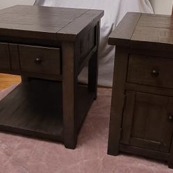 Chairside End Table with Drawer and Cabinet, Barnwood Brown