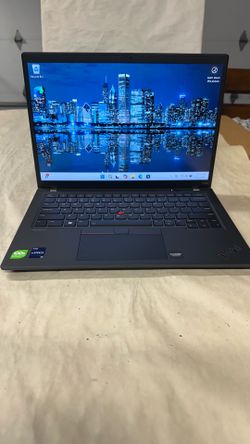 Laptop Lenovo P14s i7 gen 3 12th Generation Read Description  12th Gen Intel(R) Price is Firm