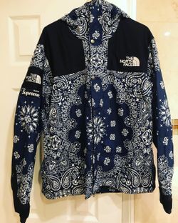Supreme x The North Face Bandana Jacket (XL)