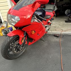 2000 Aprilia RSV Mille