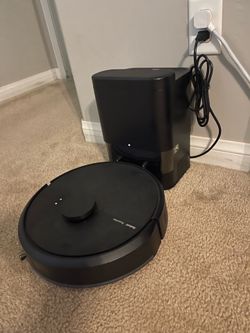iRoomba 104 Robot Vacuum
