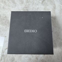 Seiko Quartz Men’s Watch – Made in Japan, With Box and Papers