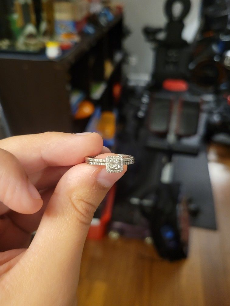 Wedding Ring White Gold