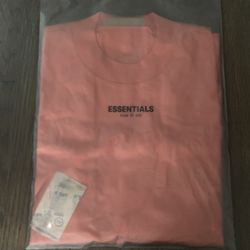 Essential T-shirt Size Small 