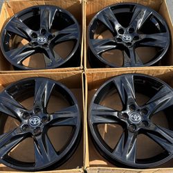 19” Toyota Highlander factory wheels rims gloss black new