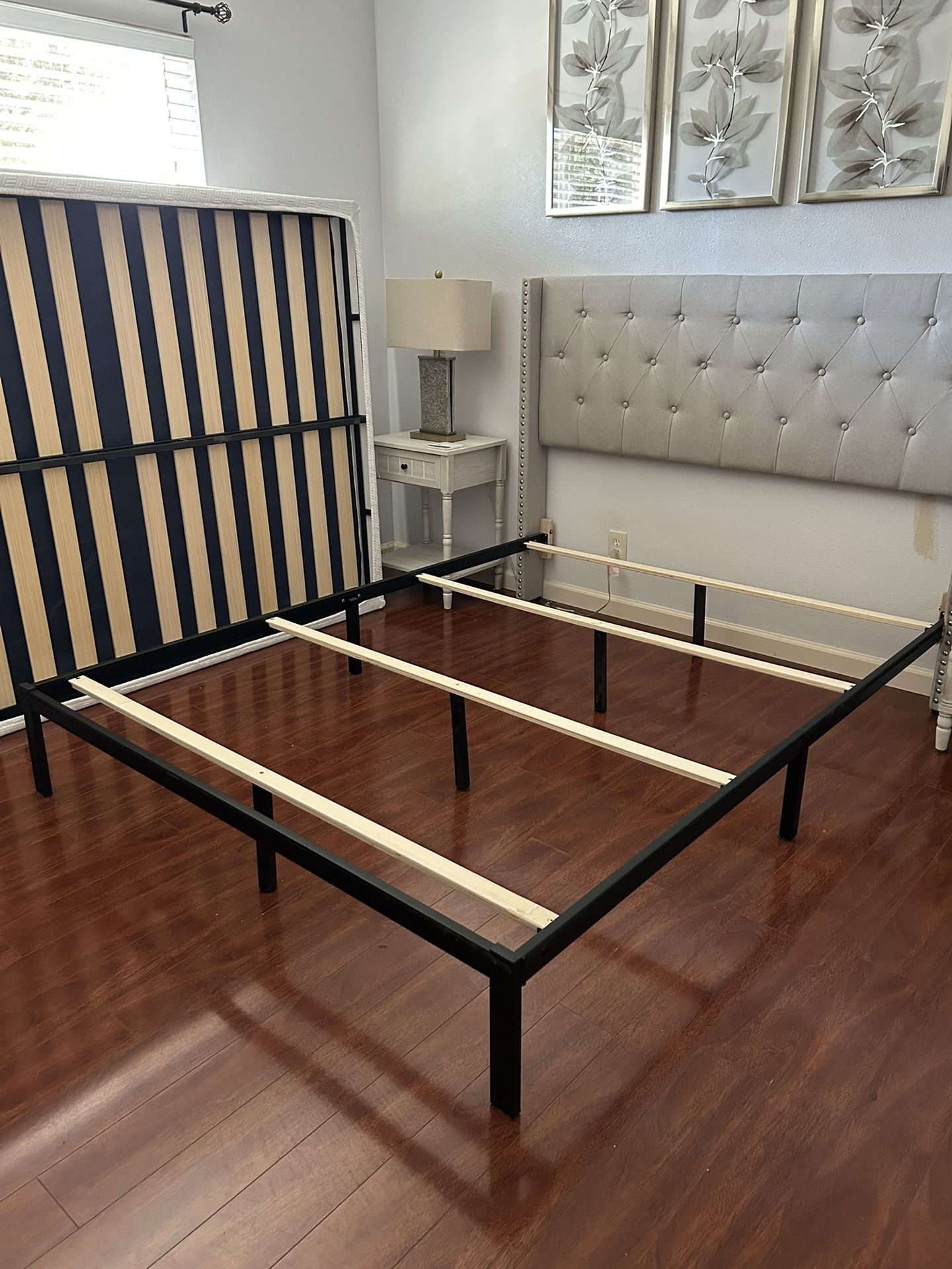 Headboard/Bed Frame