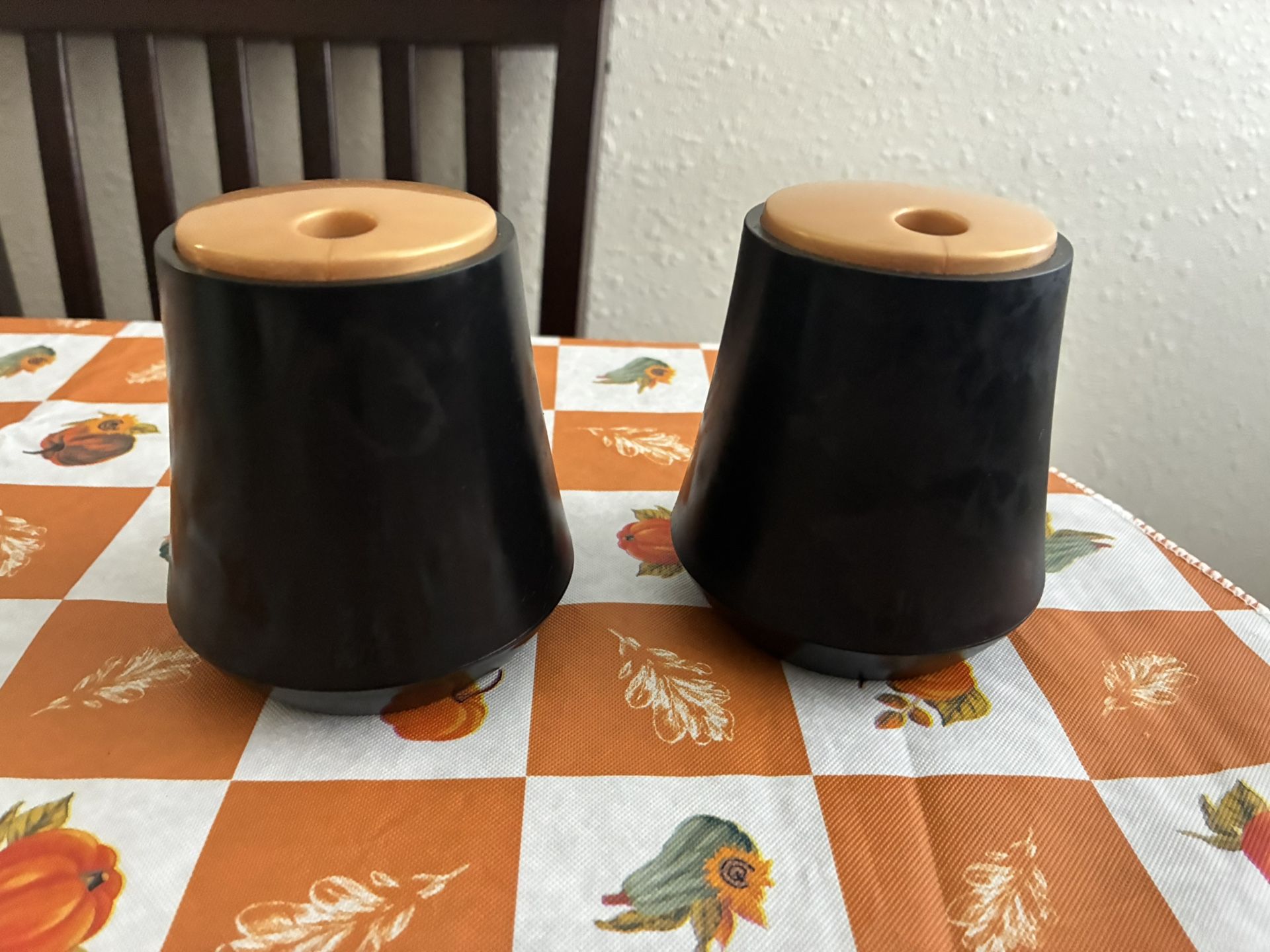 Freshener diffusers 