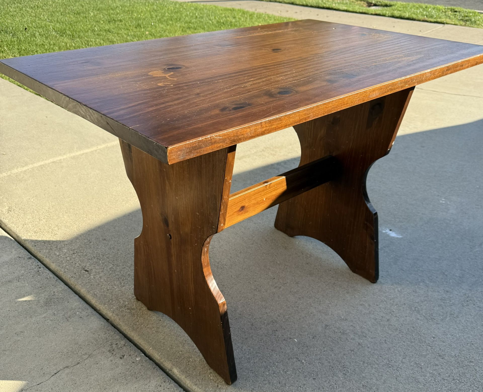 Free Small wood table