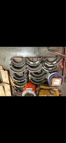 Semi truck brake shoes