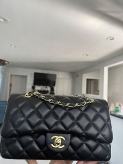 Caviar Leather Purse 