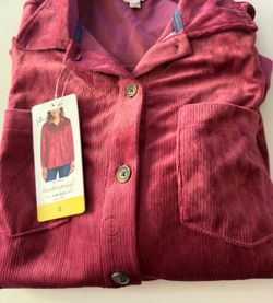 Woman’s small  Weatherproof long sleeve