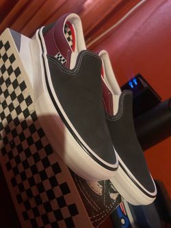 Vans slip on sneakers