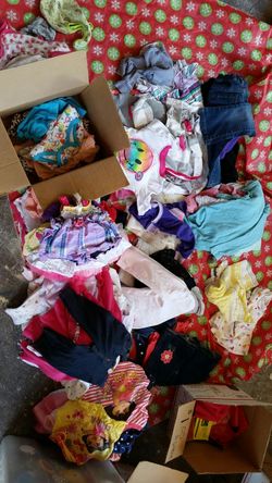 TONS OF GIRL'S CLOTHING FOR SALE