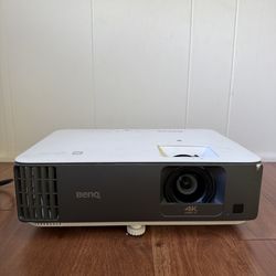 BenQ TK700STi