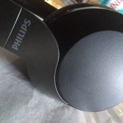 Philips Noise Cancelling Bluetooth Headphones 